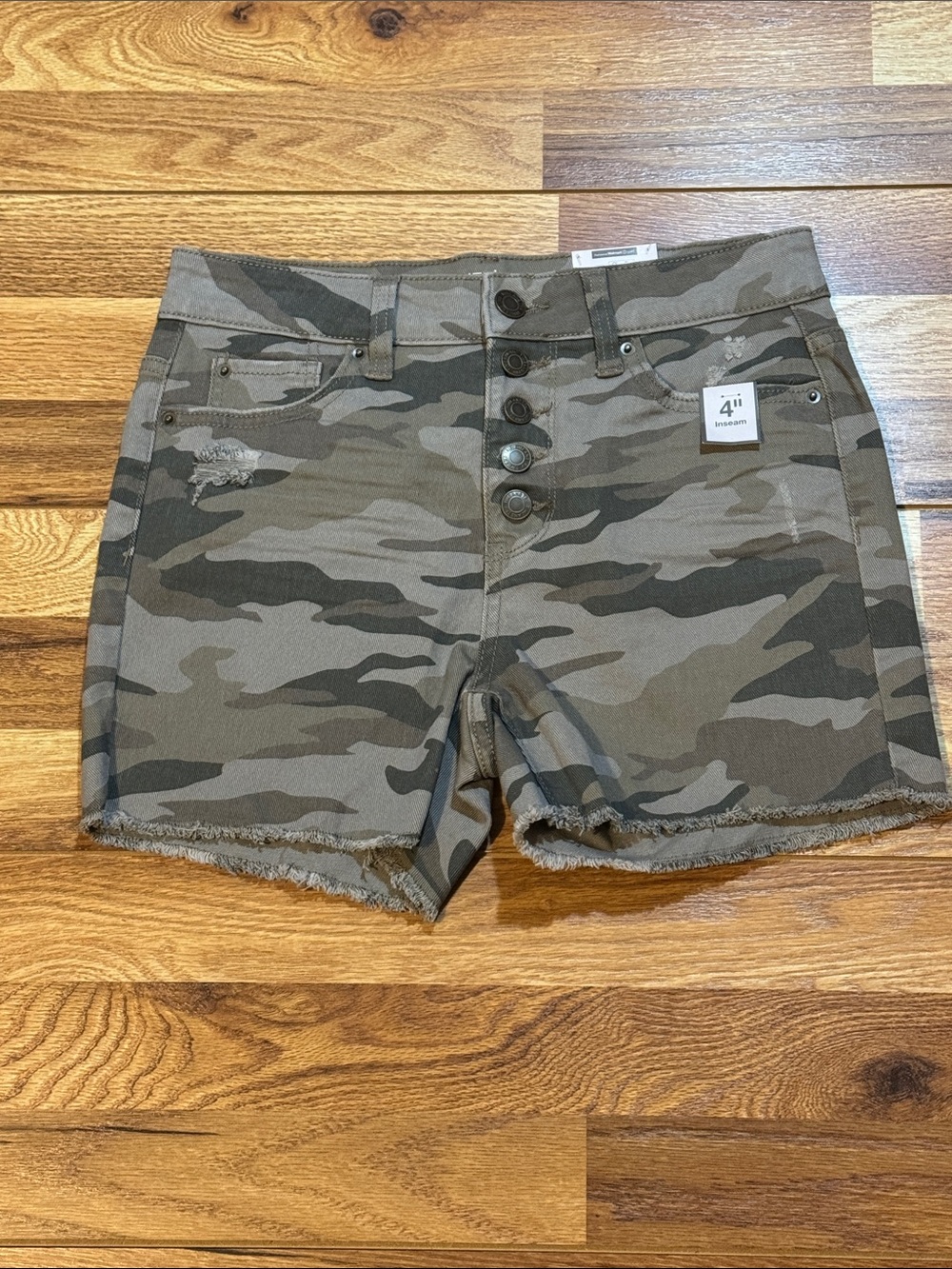 Time and Tru Olive Green Camo Button-Front Jean Shorts